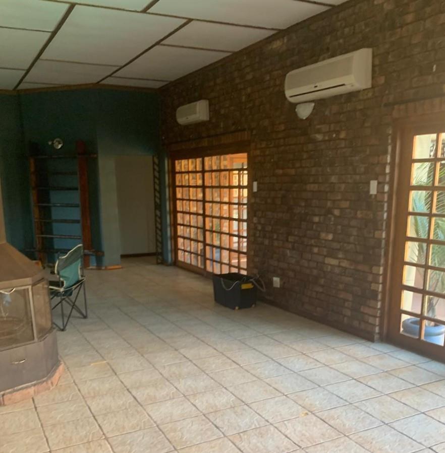 4 Bedroom Property for Sale in Royldene Northern Cape